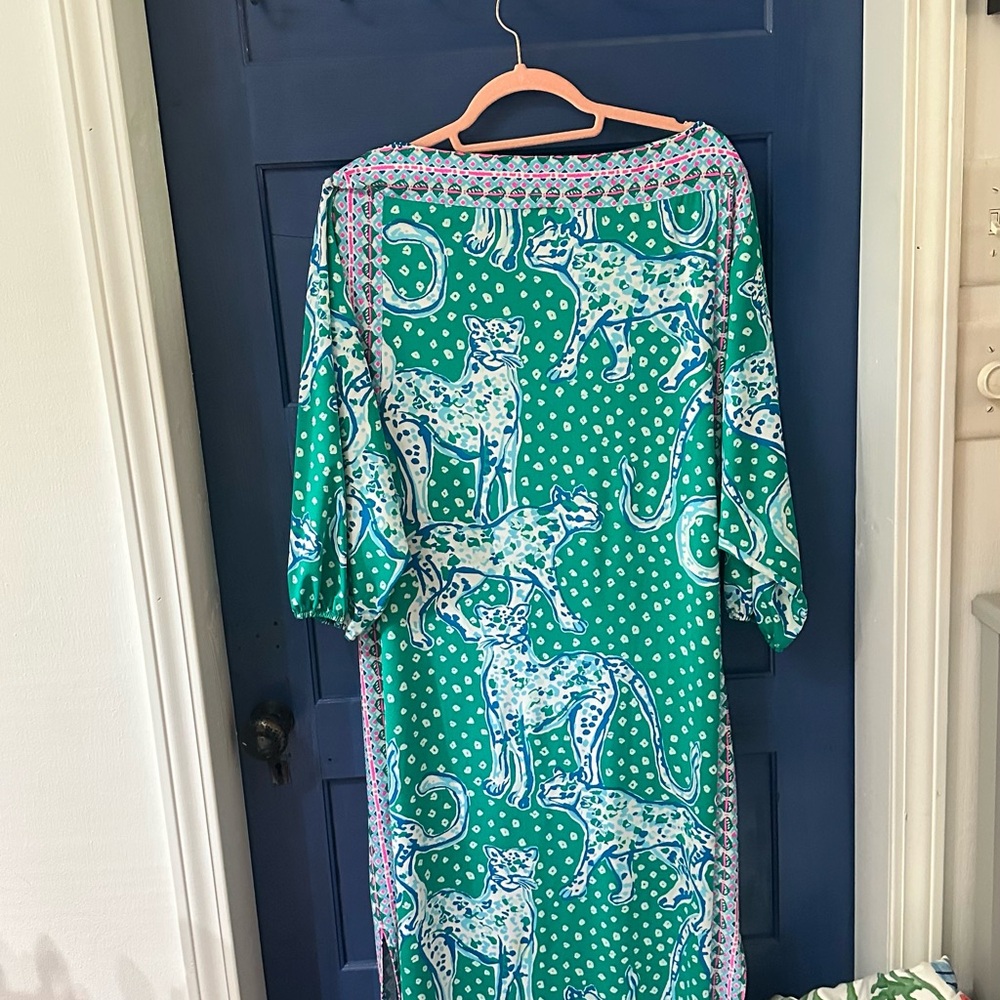 Lilly Pulitzer-doesn’t get any more versatile than this! Like new, promise!